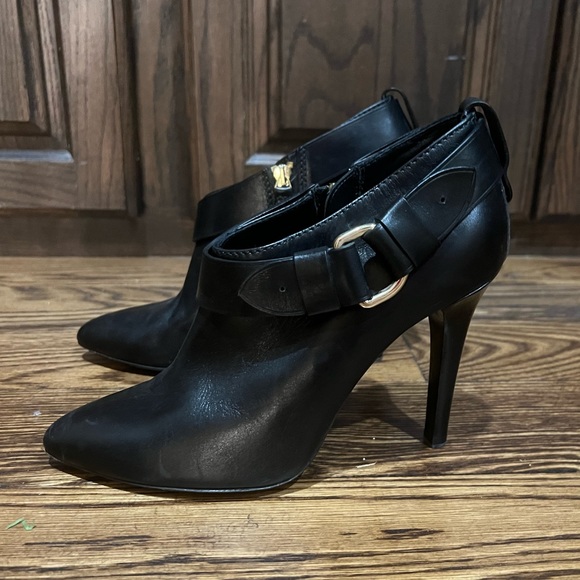Burberry black real leather heels w/ buckle. European size 38, US size = size 7 - Picture 4 of 8